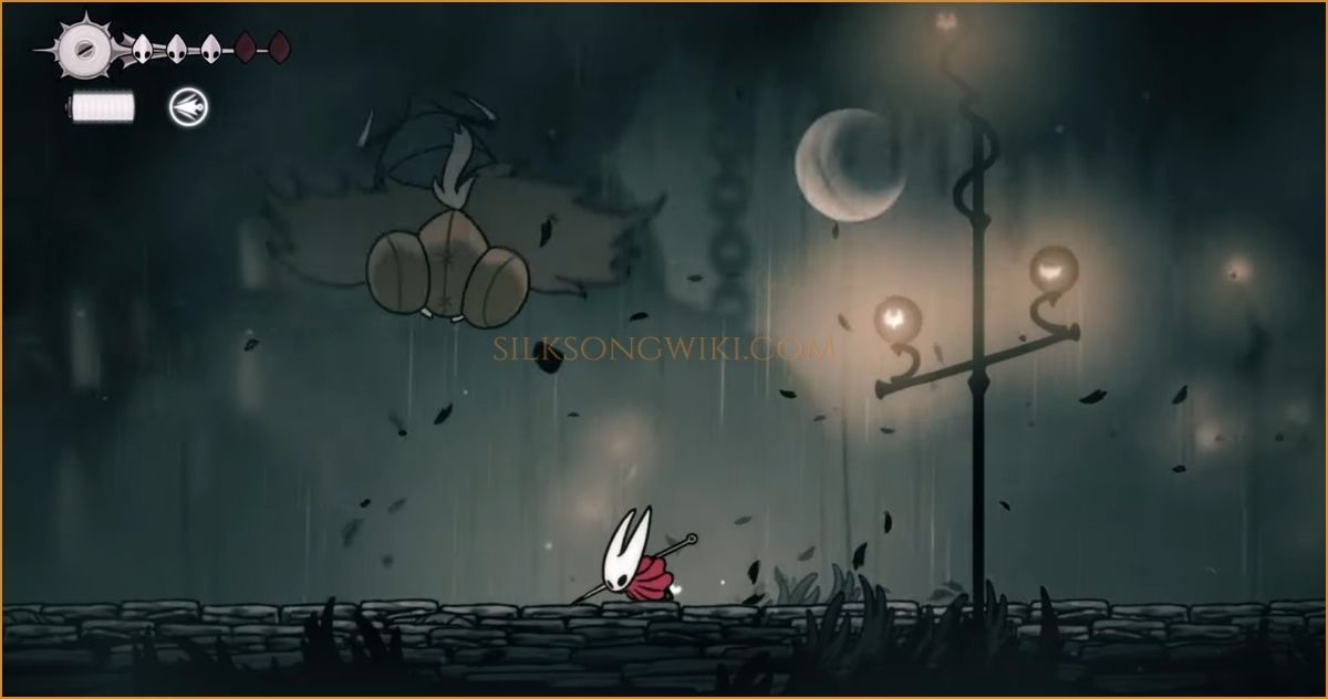 When Moorwing flips upside down, it's about to unleash its large circular saw blade AoE.